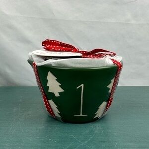 NWT Rae dunn christmas tree‎ measuring cups